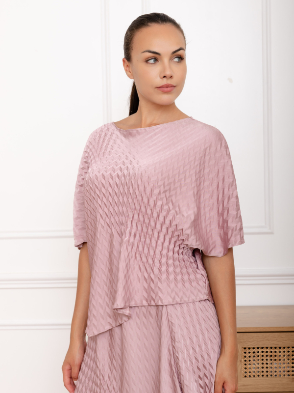 Nadia, le top oversize à pan asymétrique