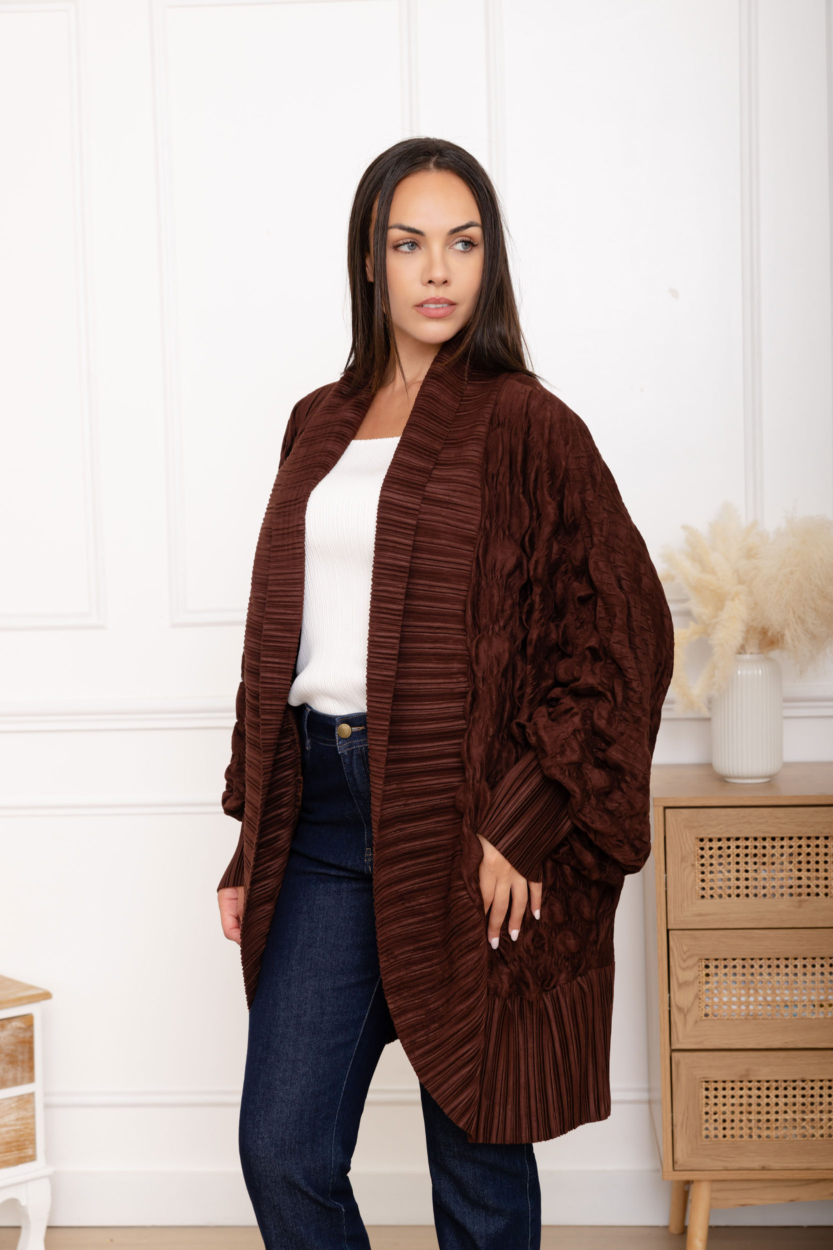 Roxane, la veste longue kimono à manches froissées bouffantes – Image 4