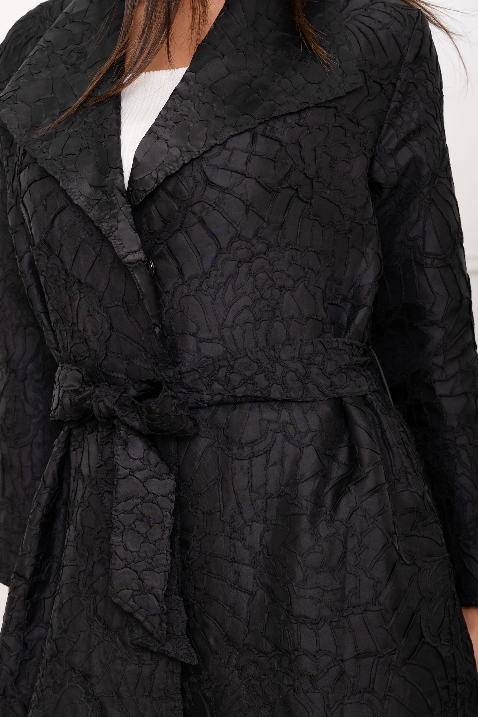 Vera, le trench texturé ceinturé – Image 11