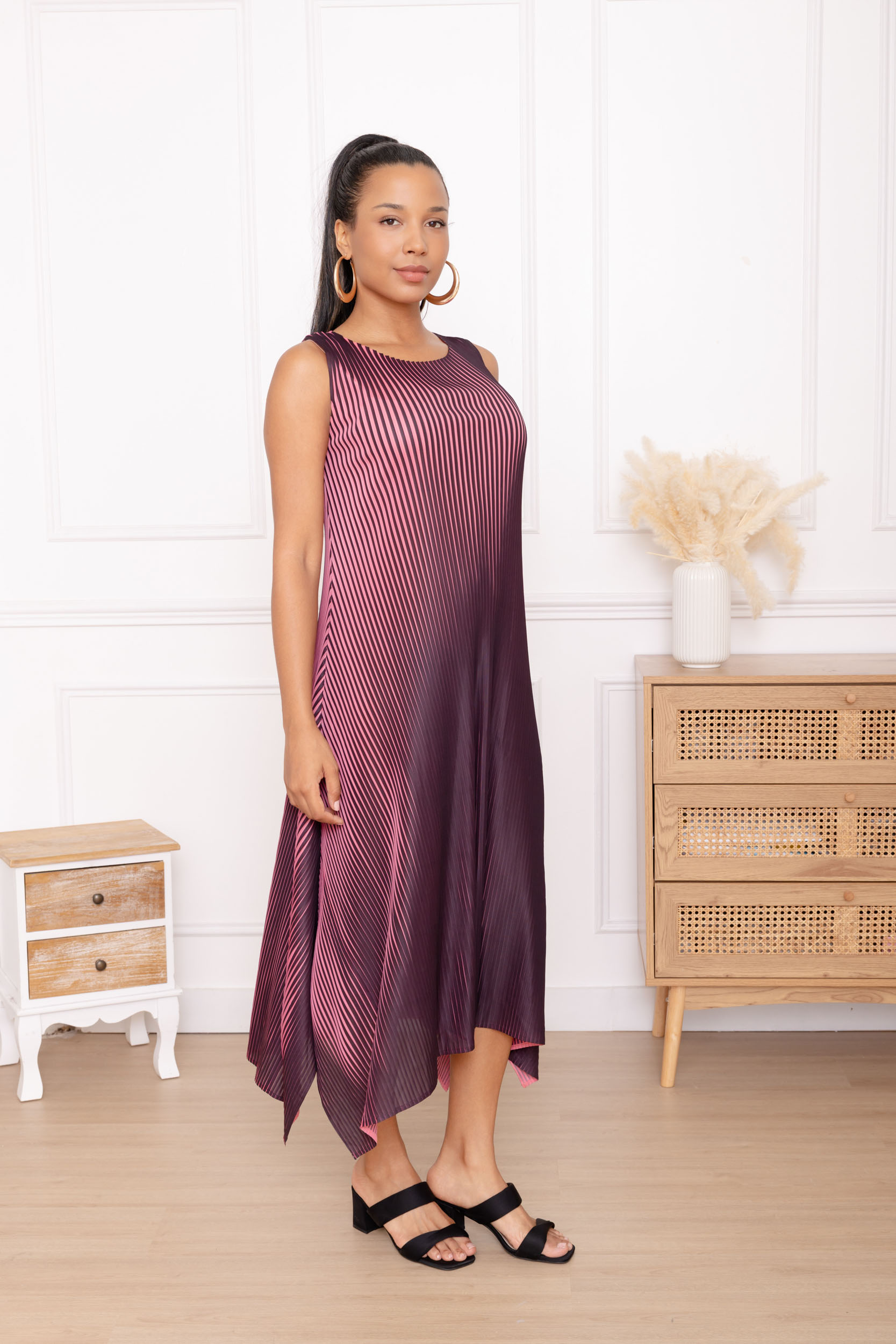 Zara, la robe midi évasée bicolore effet rayures – Image 9