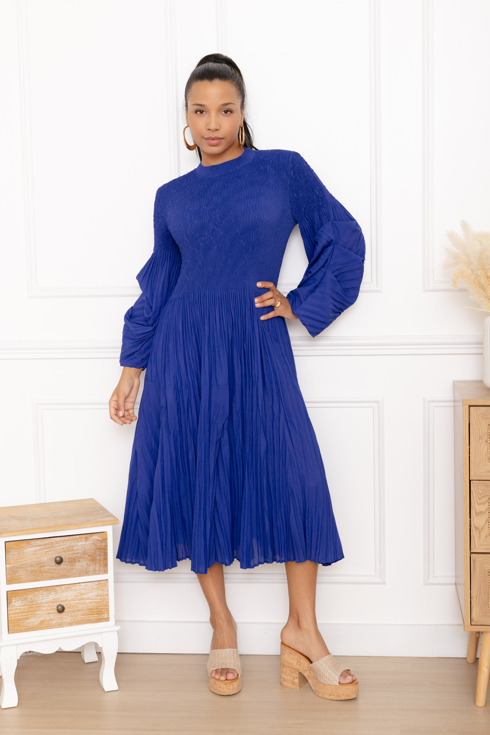Cléo, la robe smockée manches bouffantes plissées
