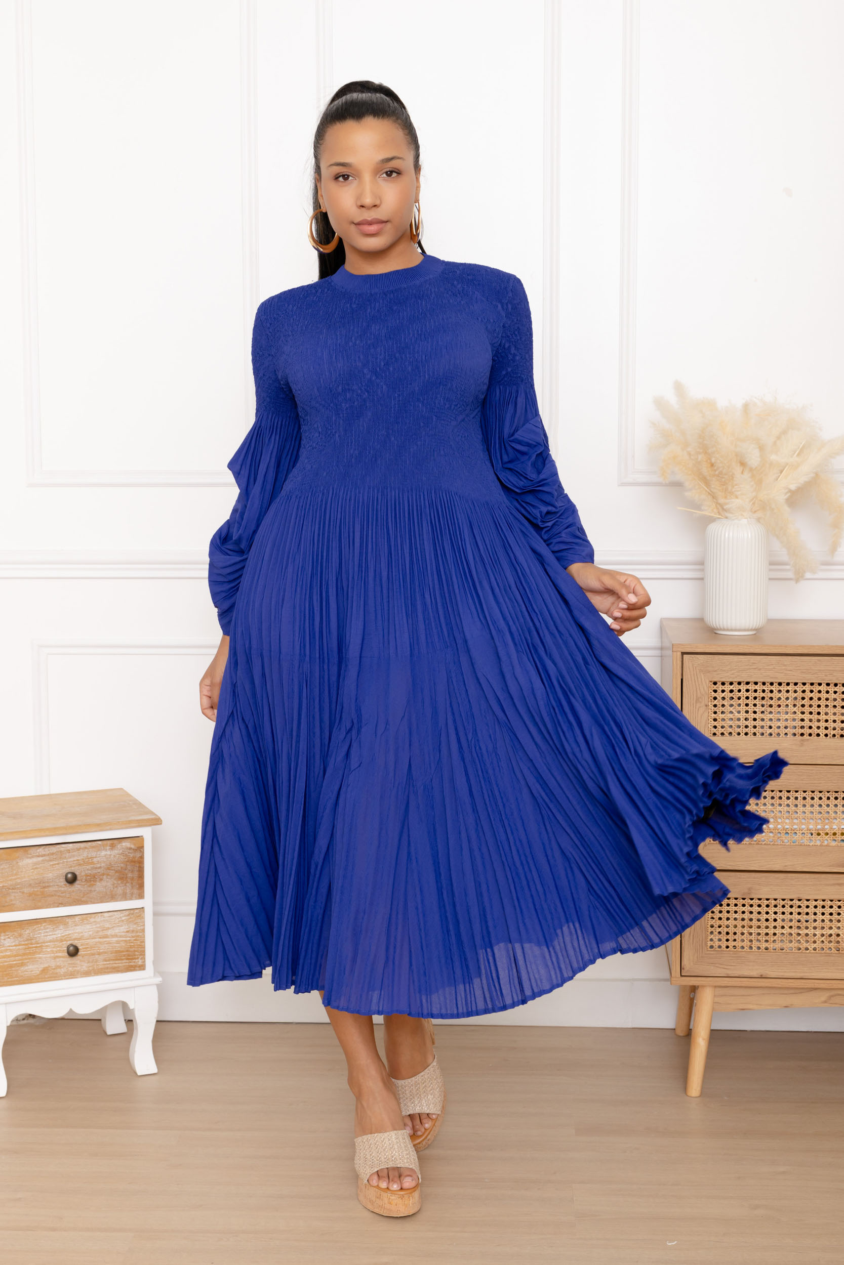 Cléo, la robe smockée manches bouffantes plissées – Image 5