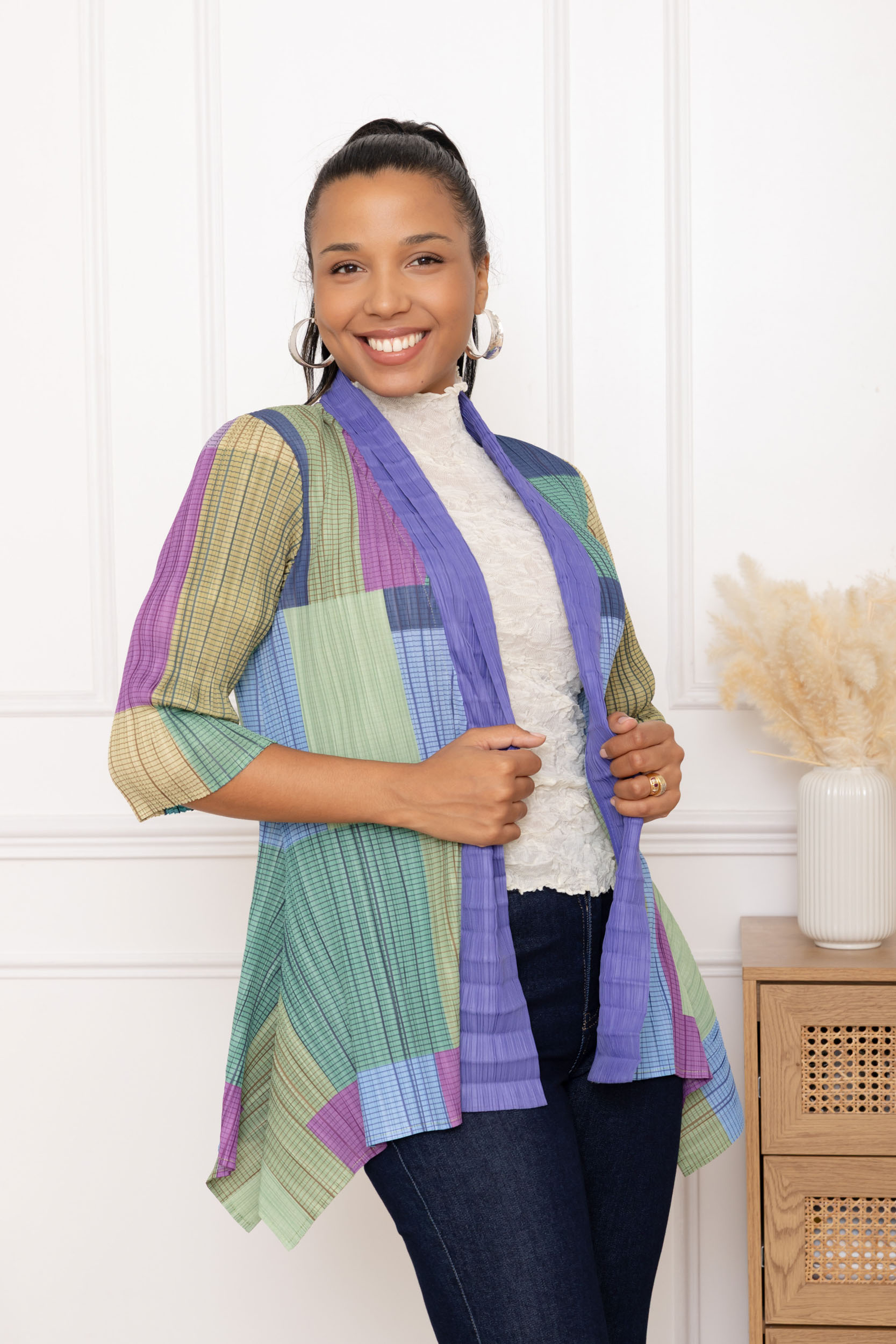 Ivanna, la veste kimono plissée à pans asymétriques imprimée – Image 10