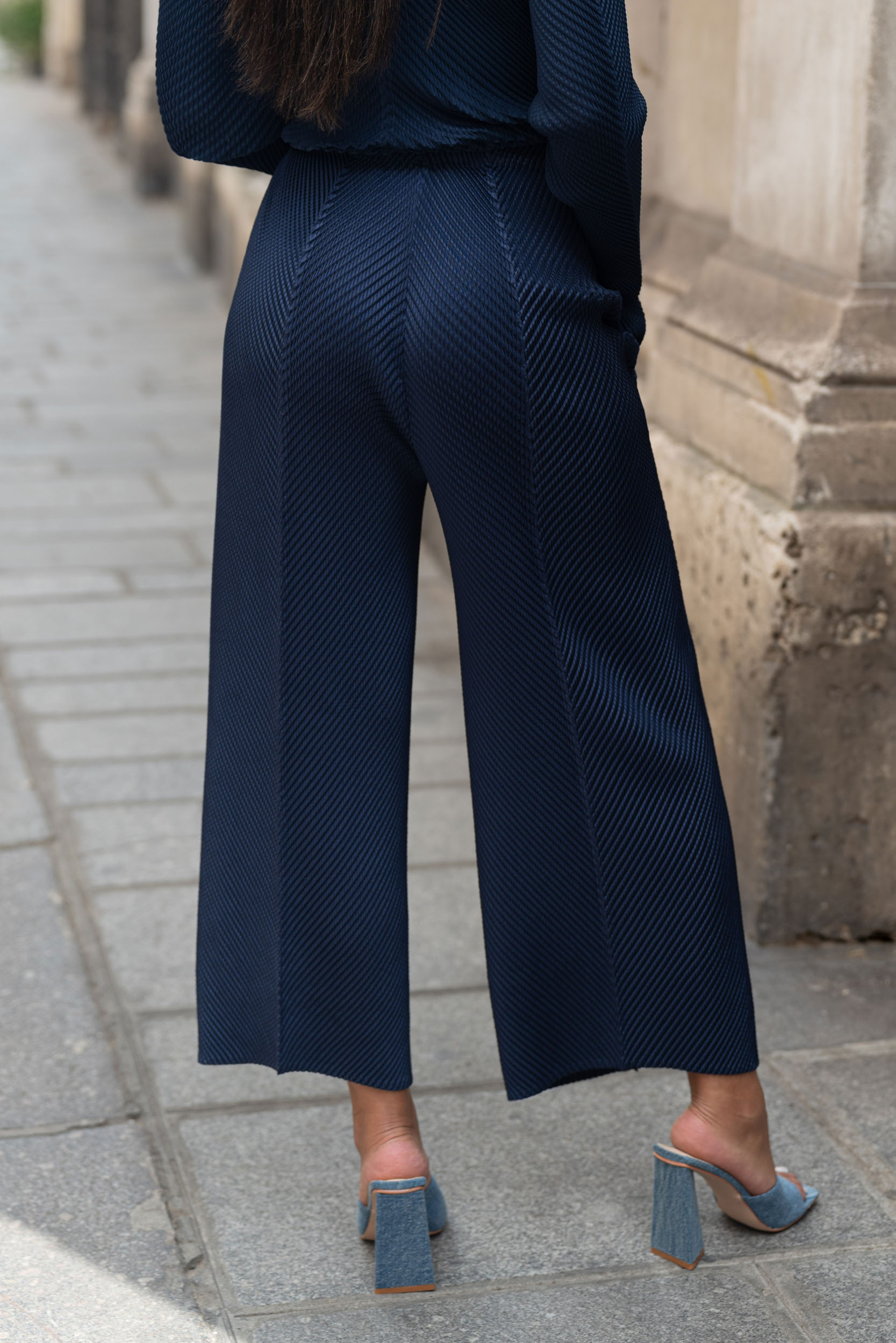 Léa, le pantalon droit à côtes diagonales – Image 8