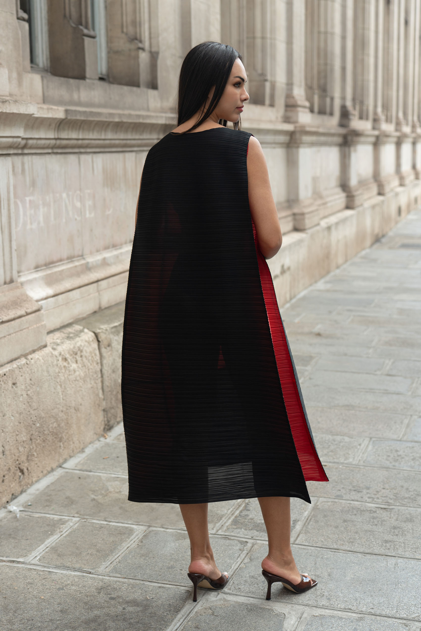 Zia, la robe trapèze plissée bicolore graphique – Image 5