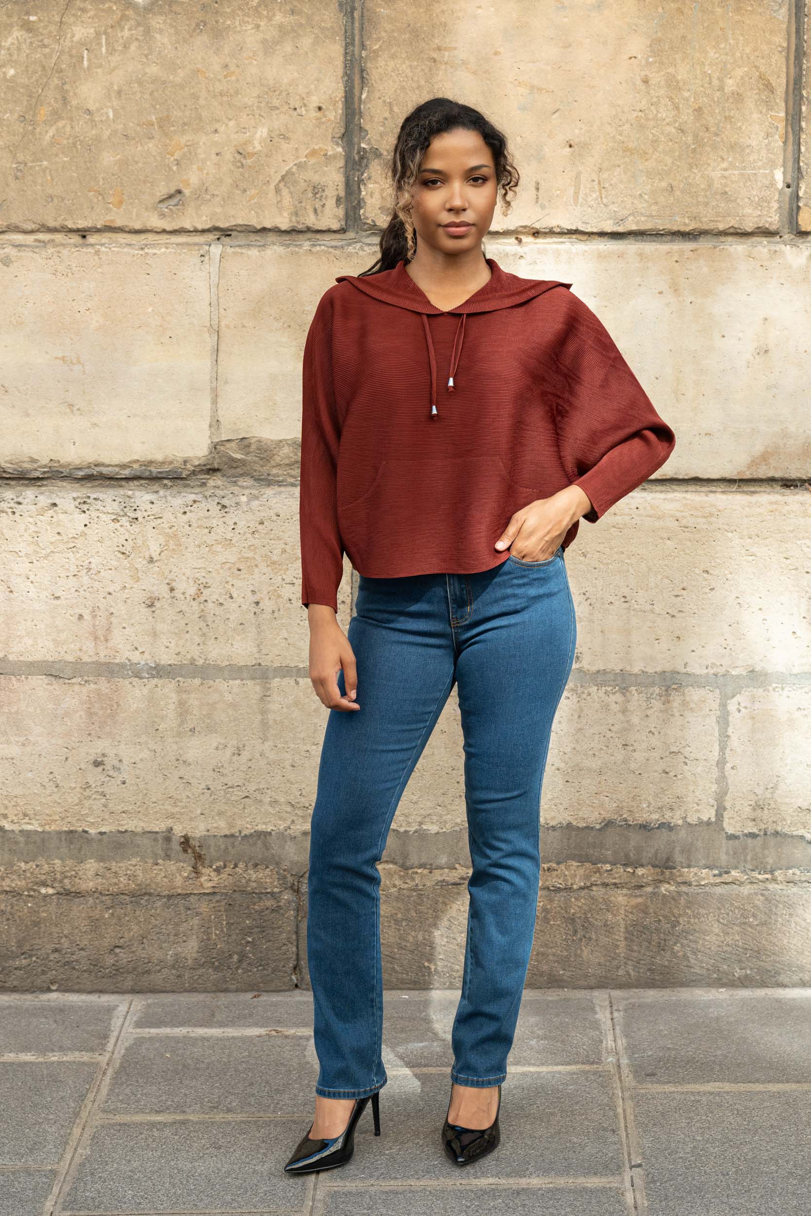 Léna, le sweat à capuche plissé oversize – Image 13