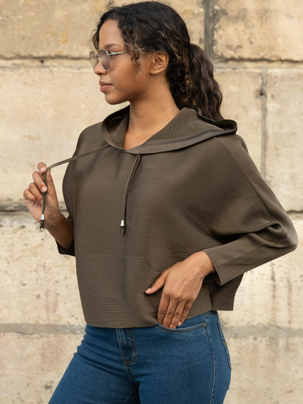 Priska, le sweat à capuche plissé oversize manches longues