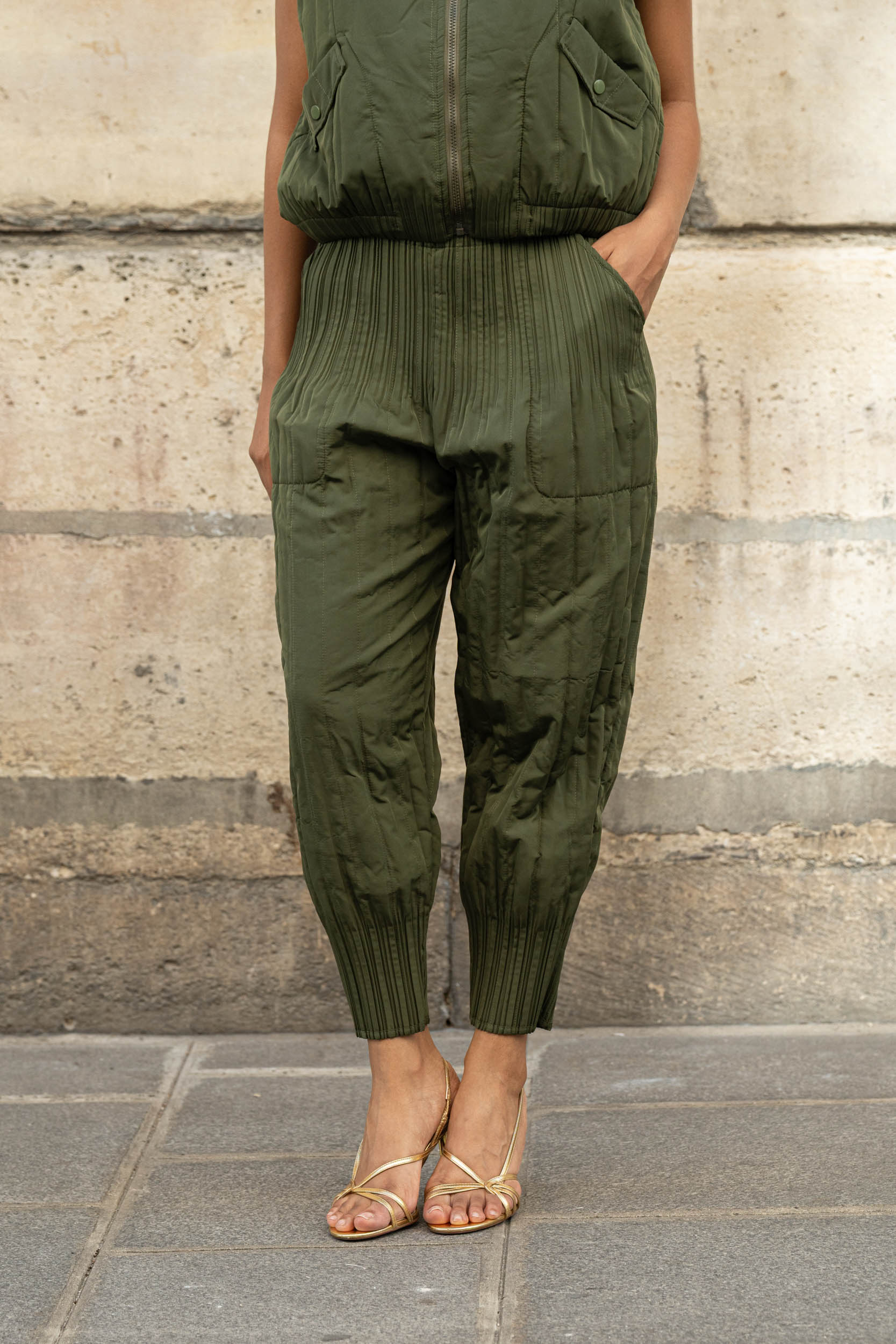 Nova, le pantalon fuselé taille haute à poches – Image 5