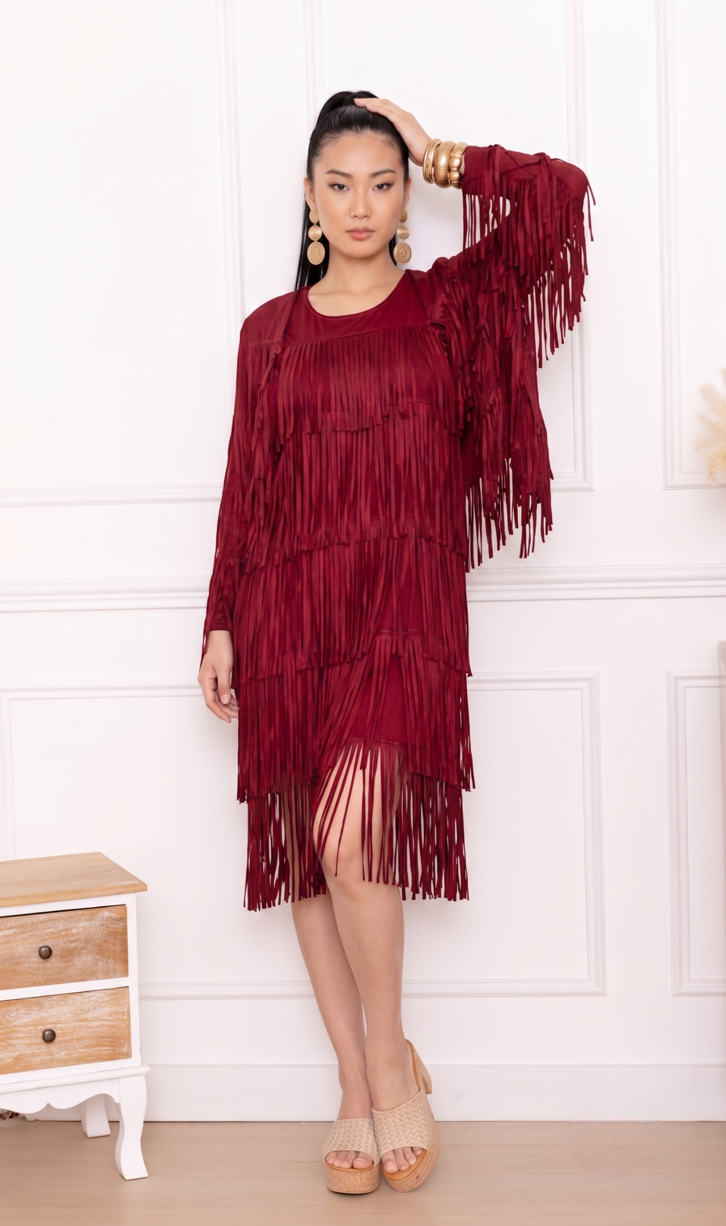 Wanda, l'ensemble robe et cape à franges superposées – Image 19