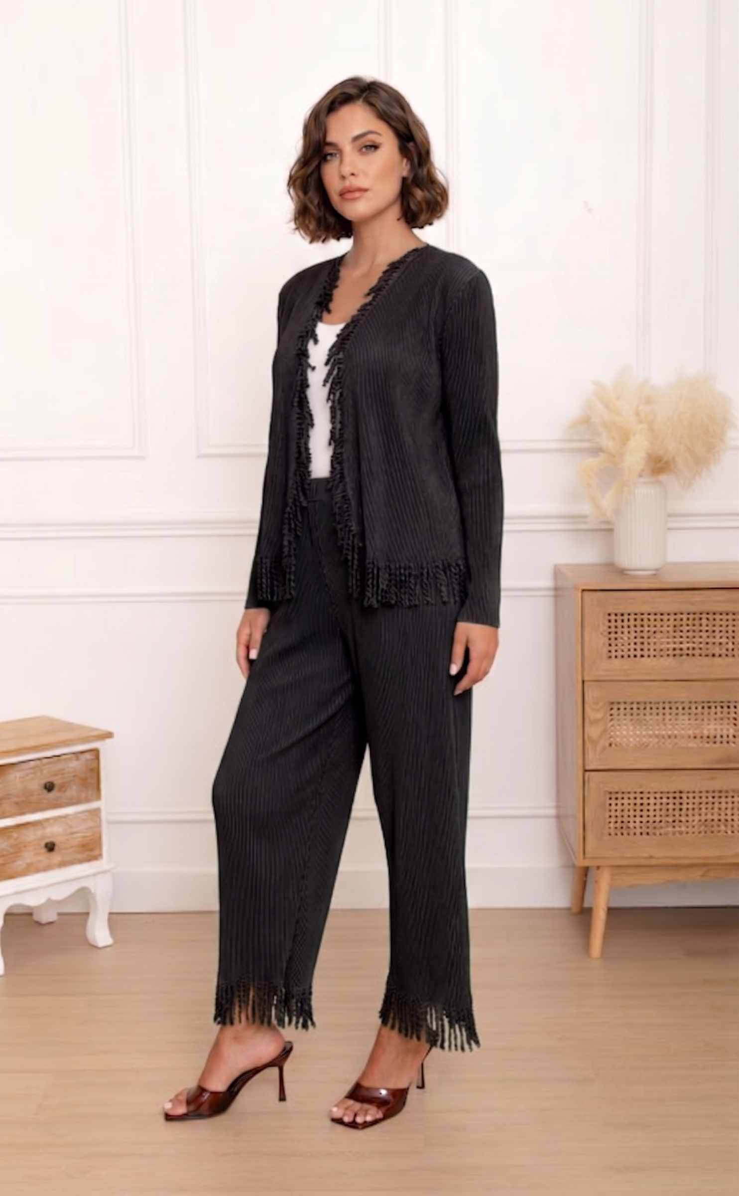 Vanessa, la veste ouverte à bordures frangées – Image 7