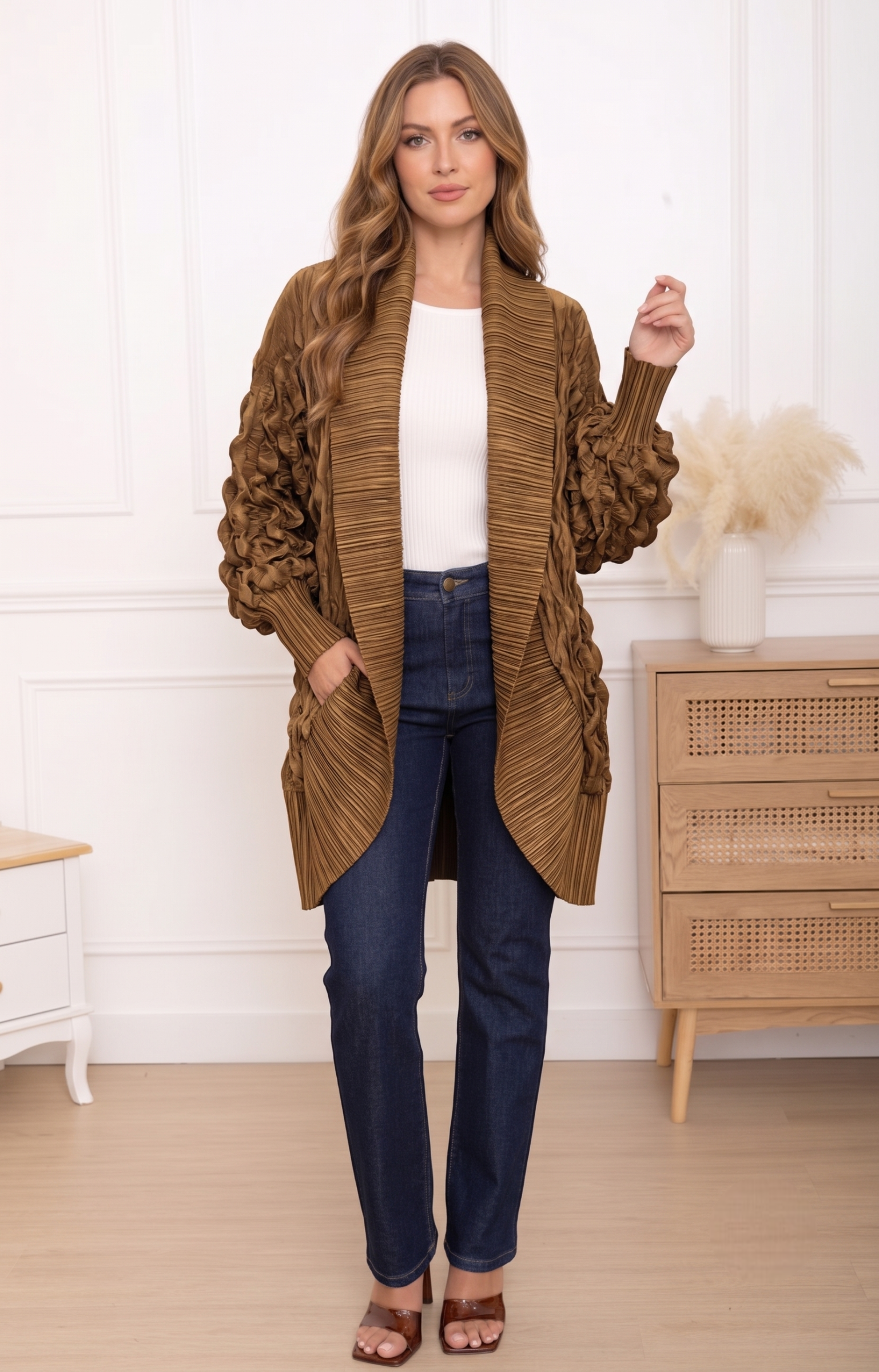 Roxane, la veste longue kimono à manches froissées bouffantes – Image 7