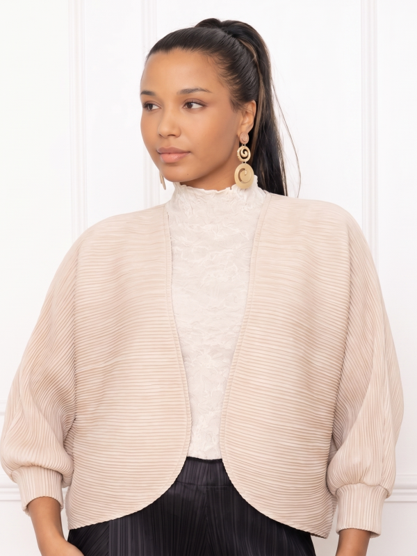 Ilona, la veste courte plissée à manches chauve-souris - Beige